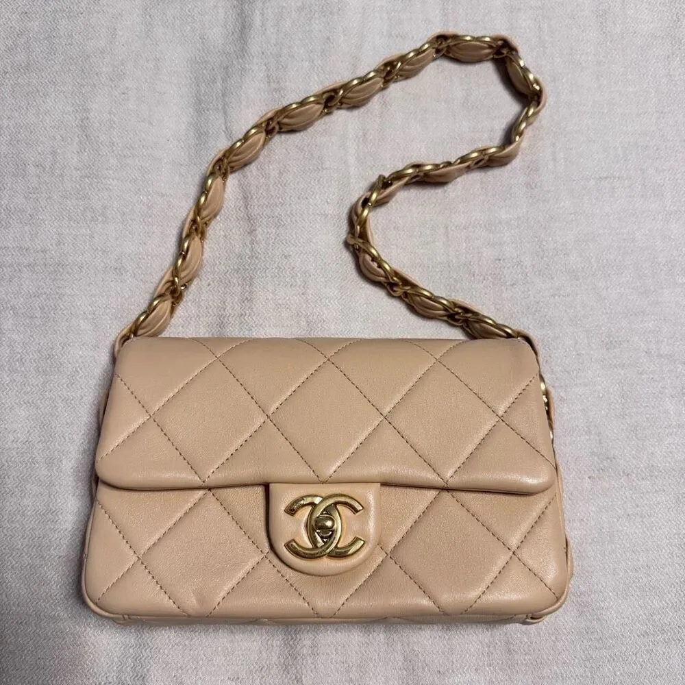 Chanel 24K Small Flap Bag Beige Quilted with CC Strap - Picture 2 of 16
